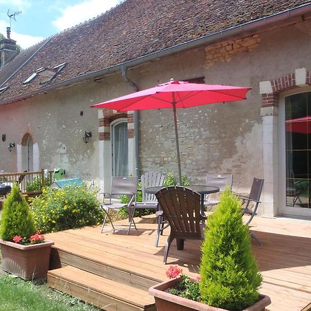 Chambres D'Hotes Du Domaine De Jacquelin Saint-Germain-du-Puy Rom bilde